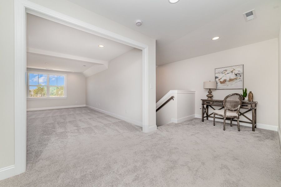 Representative unfurnished interior of a home built from the Madison by Greybrook Homes in Harbor Watch, Statesville (Image 21).