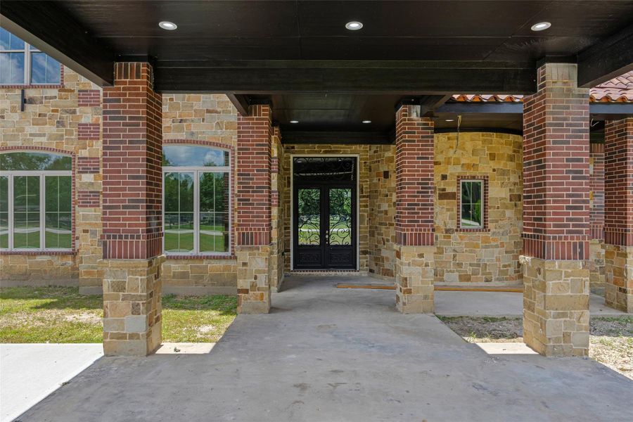 Exterior details and patio area of a home in , Cypress (Image 4).