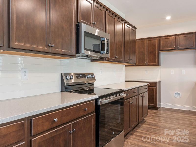 Image 34 of a home in .