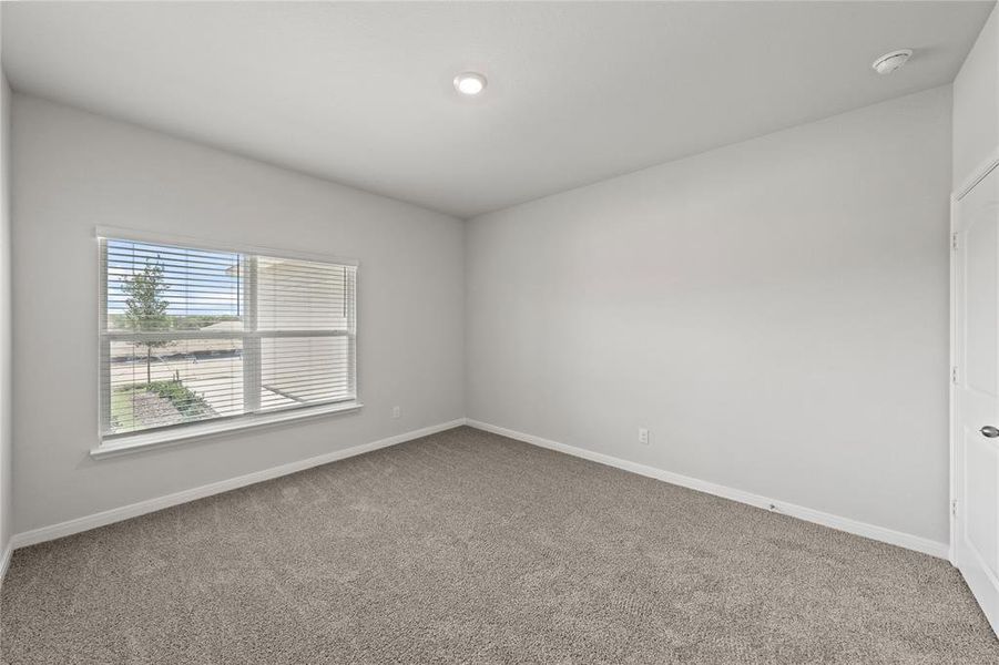 Spacious, unfurnished interior of a new home in Kingsborough, Crandall (Image 4).