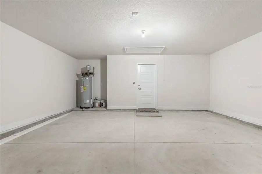 Spacious, unfurnished interior of a new home in Palm Coast, Palm Coast (Image 23).