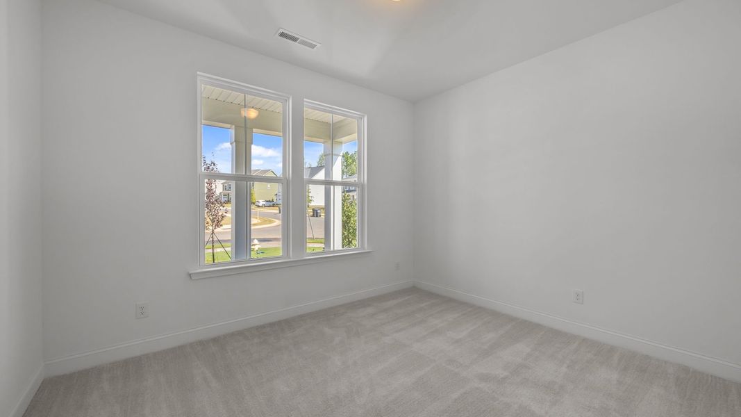 Furnished interior view inside a new home in Lakeside Glen, York (Image 3). Furnished interior view inside a new home in Lakeside Glen, York (Image 3).