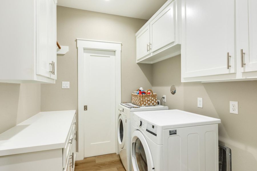 Furnished interior view inside a new home in , Angleton (Image 8).