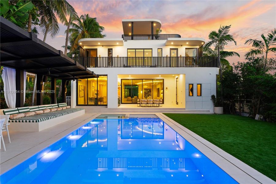 Exterior details and patio area of a home in , Miami Beach (Image 41).