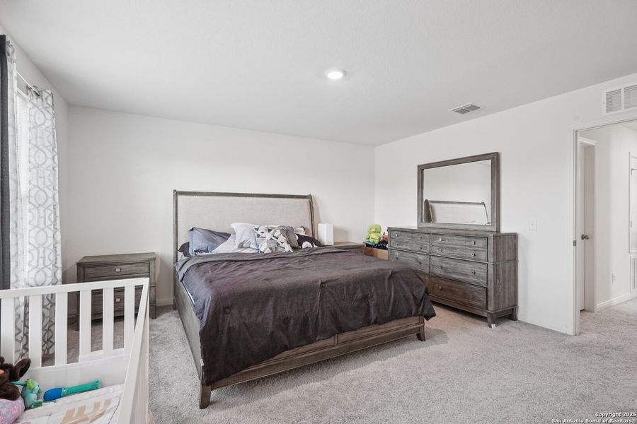 Furnished interior view inside a new home in Sutton Farms, San Antonio (Image 28). Furnished interior view inside a new home in Sutton Farms, San Antonio (Image 28).