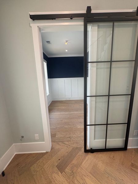 Spacious, unfurnished interior of a new home in The Preserve at Pennys Creek, Johns Island (Image 17). Spacious, unfurnished interior of a new home in The Preserve at Pennys Creek, Johns Island (Image 17).
