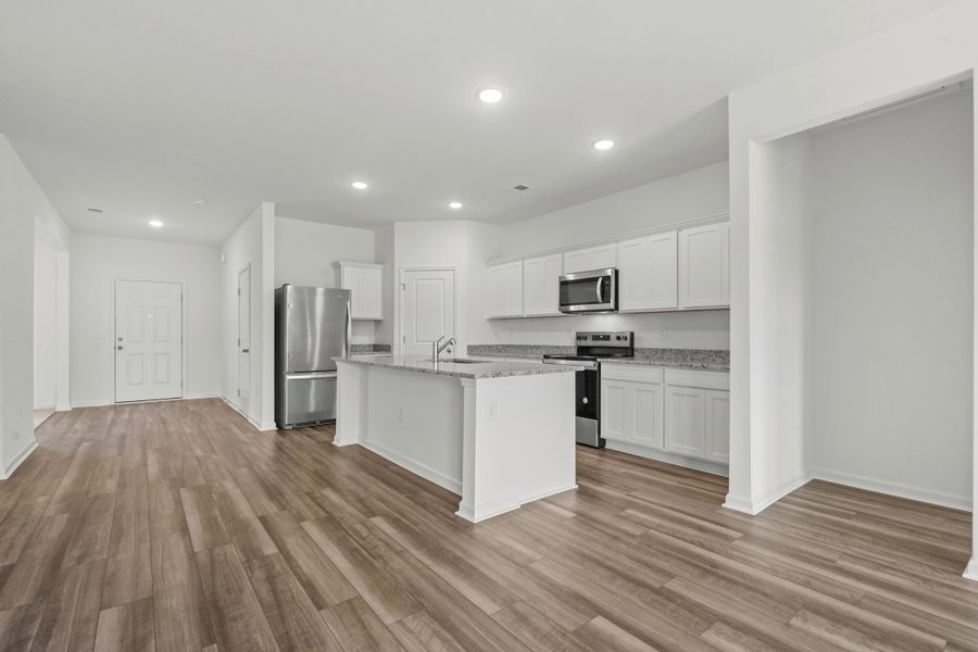 Representative unfurnished interior of a home built from the Sagan by Starlight Homes in Brookshire at Legacy Hills, Celina (Image 16).