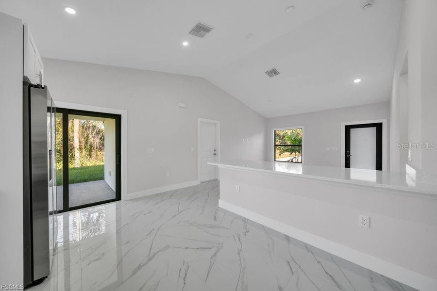 Spacious, unfurnished interior of a new home in , Lehigh Acres (Image 17).