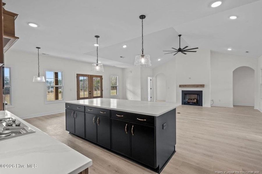 REPRESENTATION PHOTO REPRESENTATION PHOTO