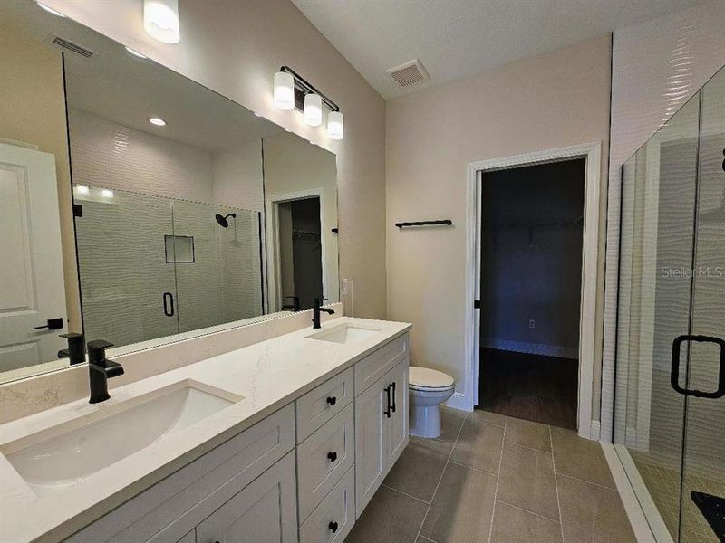 Furnished interior view inside a new home in , Seminole (Image 4).