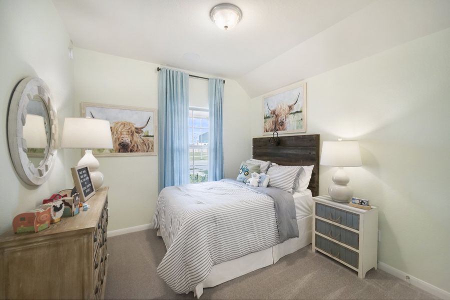 Representative furnished interior of a home built from the Maxwell by Beazer Homes in Copia Pines, Montgomery (Image 9).