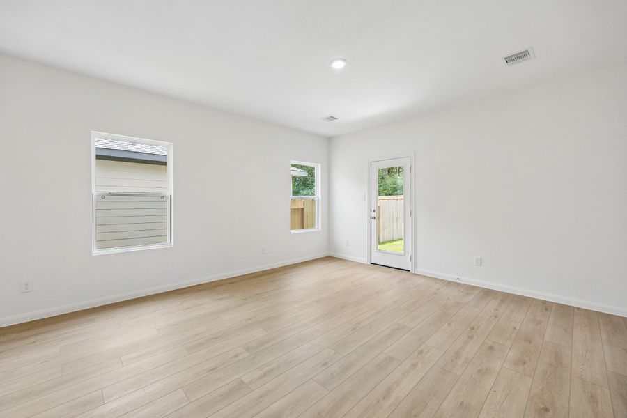 Spacious, unfurnished interior of a new home in Magnolia Springs, Montgomery (Image 15). Spacious, unfurnished interior of a new home in Magnolia Springs, Montgomery (Image 15).