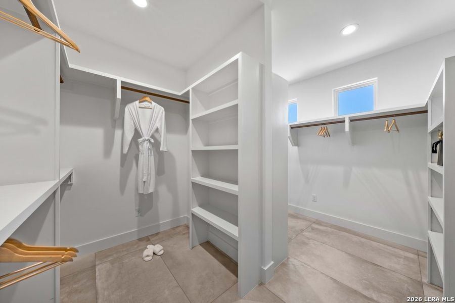 Furnished interior view inside a new home in , Bulverde (Image 15).