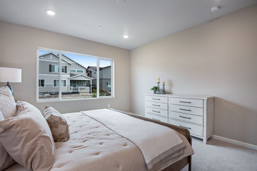 Furnished interior view inside a new home in Reunion, Commerce City (Image 33).