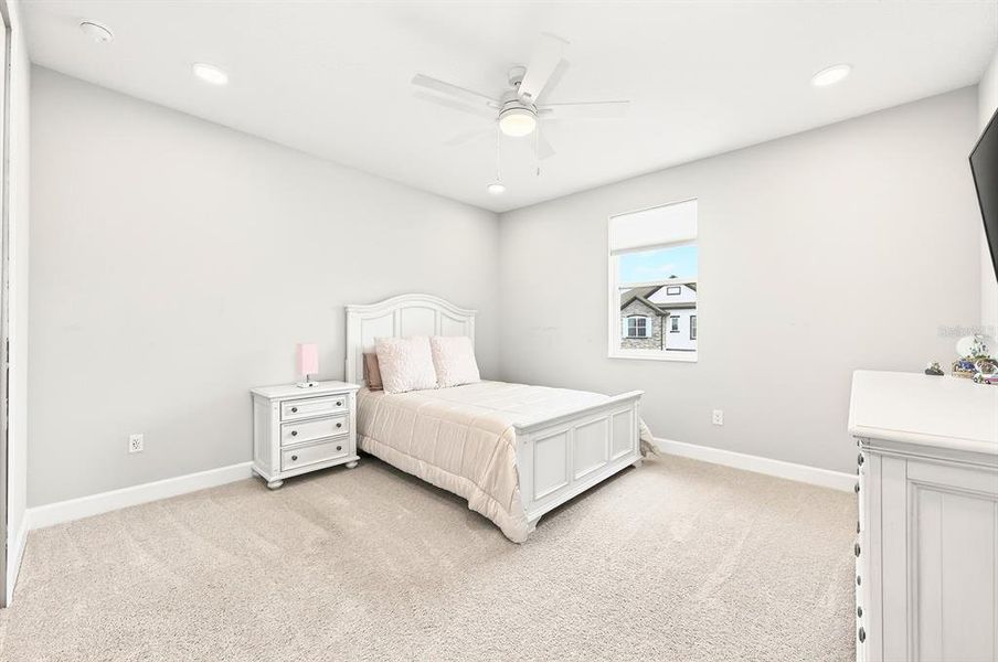 Furnished interior view inside a new home in , Oviedo (Image 33).