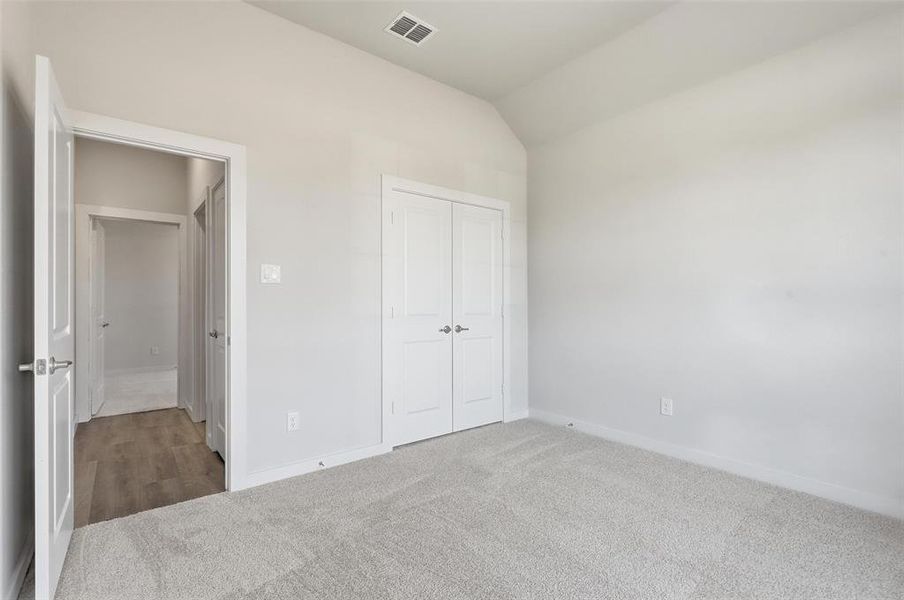 Spacious, unfurnished interior of a new home in Pyramid Acres, Benbrook (Image 27). Spacious, unfurnished interior of a new home in Pyramid Acres, Benbrook (Image 27).