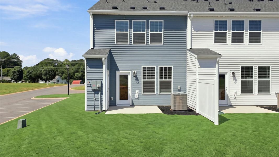 Established charm meets functional outdoor living with a spacious and private backyard in Piedmont, SC Established charm meets functional outdoor living with a spacious and private backyard in Piedmont, SC