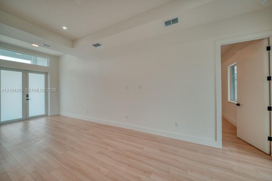 Spacious, unfurnished interior of a new home in , Placida (Image 45). Spacious, unfurnished interior of a new home in , Placida (Image 45).