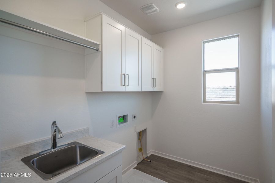 15) LAUNDRY UP 15) LAUNDRY UP