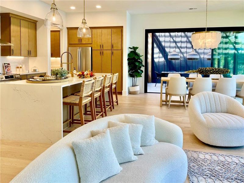 Furnished interior view inside a new home in , Waleska (Image 12).