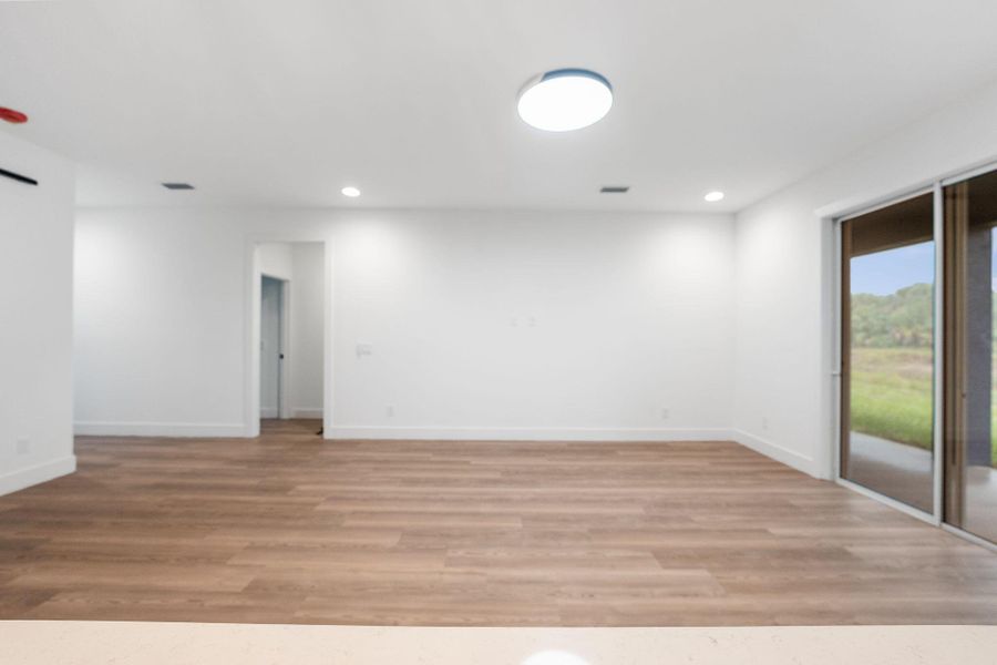 Spacious, unfurnished interior of a new home in , Palm Bay (Image 18). Spacious, unfurnished interior of a new home in , Palm Bay (Image 18).