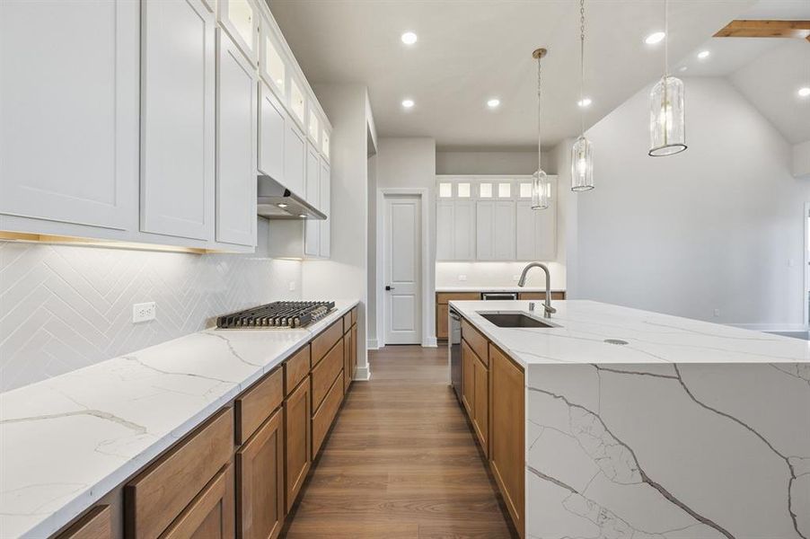 Furnished interior view inside a new home in Ridge Crossing, Waxahachie (Image 12).
