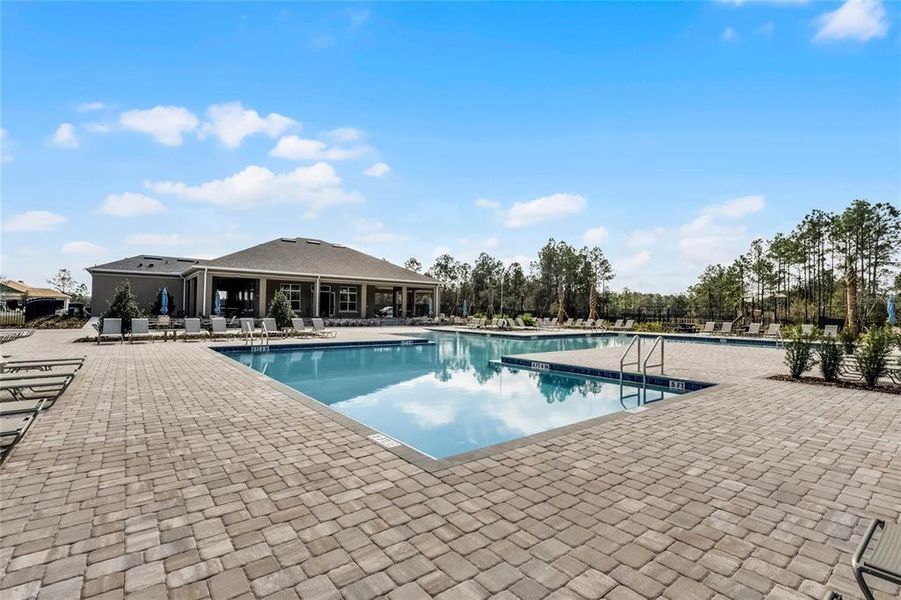 Community amenities in Archers Mill, Ormond Beach (Image 67).