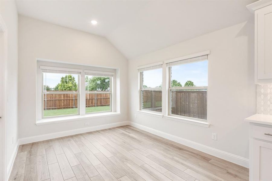 Spacious, unfurnished interior of a new home in Terracina, Rockwall (Image 22).