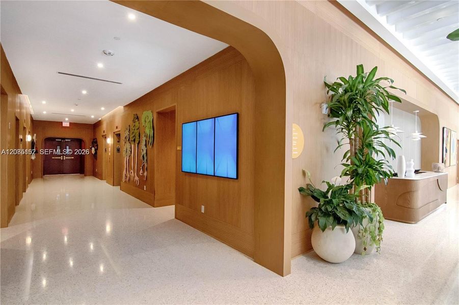 Community amenities in , Miami (Image 23).