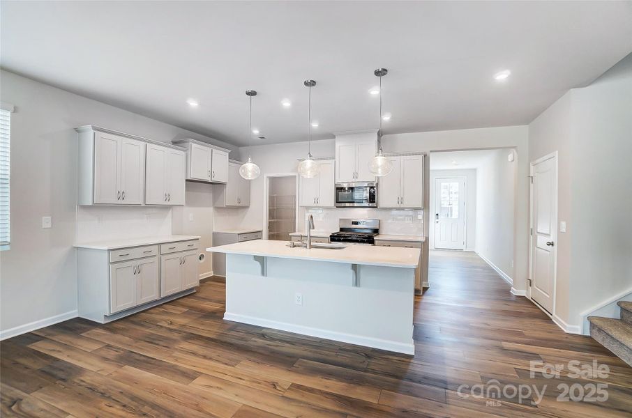 Photo representation only. Exterior and interior colors and finishes will vary. Photo representation only. Exterior and interior colors and finishes will vary.