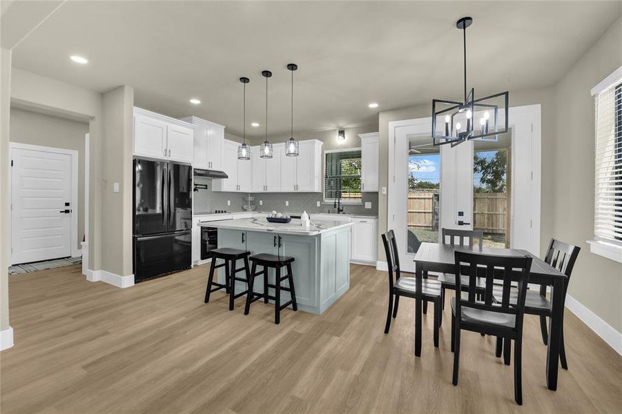 Furnished interior view inside a new home in , Mineral Wells (Image 4).