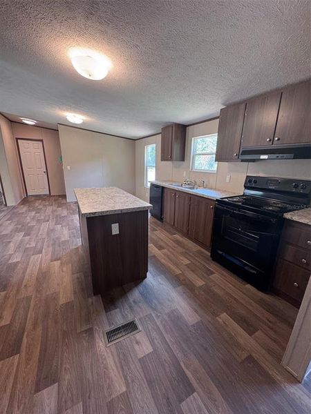 Furnished interior view inside a new home in , Ocala (Image 5).