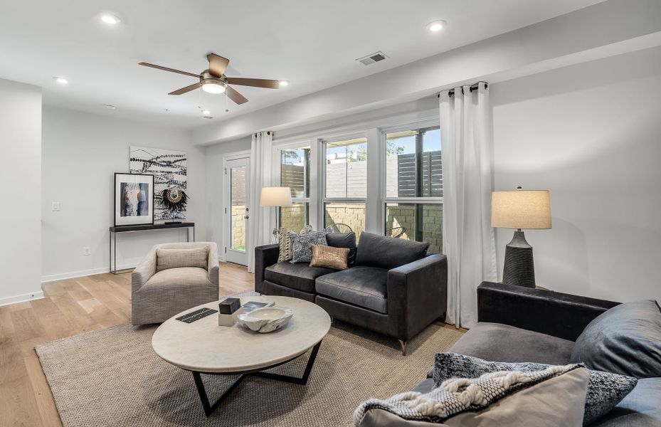 Representative furnished interior of a home built from the Hutton by Pulte Homes in Altus at The Quarter, Atlanta (Image 39).