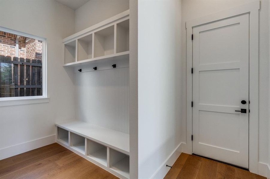 Spacious, unfurnished interior of a new home in , Dallas (Image 15). Spacious, unfurnished interior of a new home in , Dallas (Image 15).