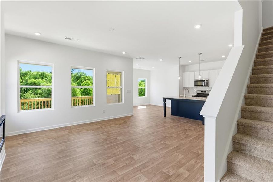 Spacious, unfurnished interior of a new home in The View at Groover’s Lake, Lithia Springs (Image 9).