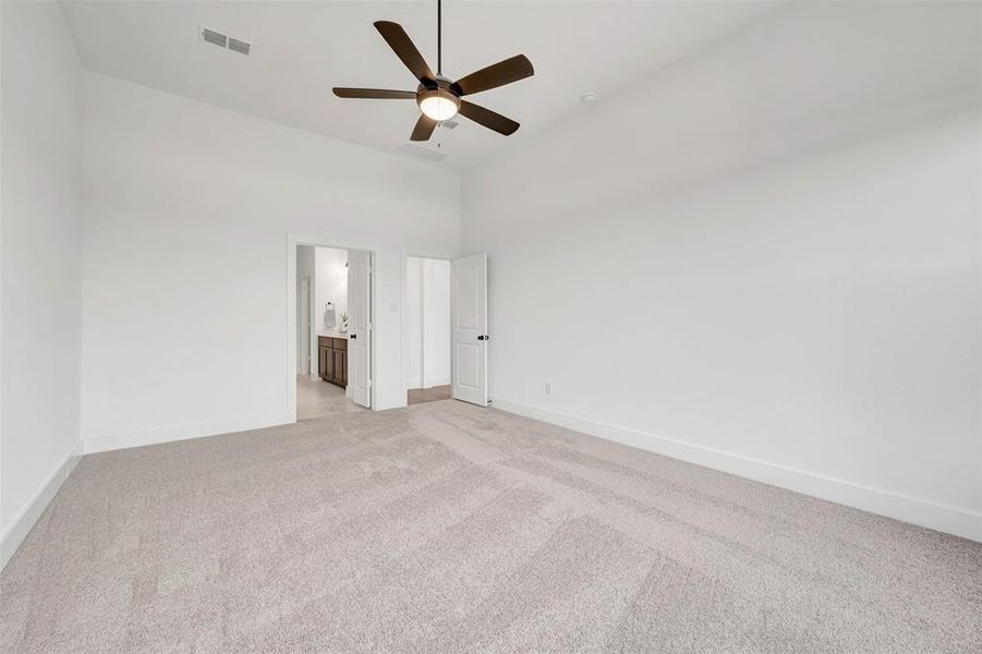 Spacious, unfurnished interior of a new home in Vintage Village, Argyle (Image 22). Spacious, unfurnished interior of a new home in Vintage Village, Argyle (Image 22).