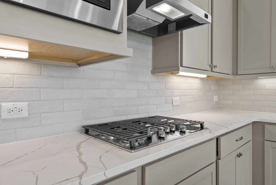 Close-up of interior finishes inside a home in Beacon Point, Texas City (Image 12).