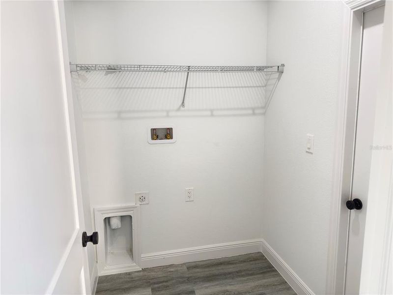 Spacious, unfurnished interior of a new home in , Ocala (Image 32).