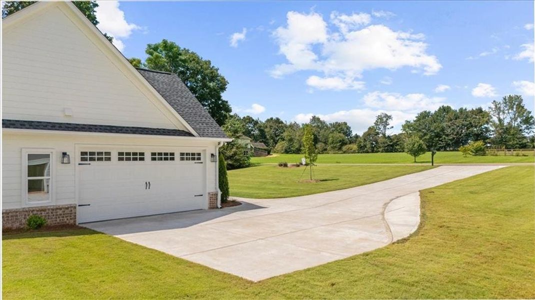 Exterior details and patio area of a home in , Cumming (Image 40).