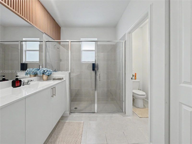 Furnished interior view inside a new home in , Miami (Image 27).