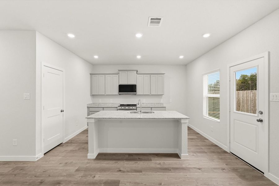 Furnished interior view inside a new home in Crockett Meadows, Conroe (Image 4).