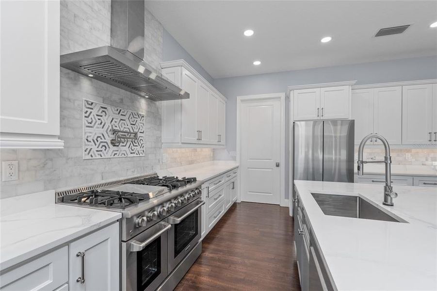 Furnished interior view inside a new home in , Tampa (Image 14).