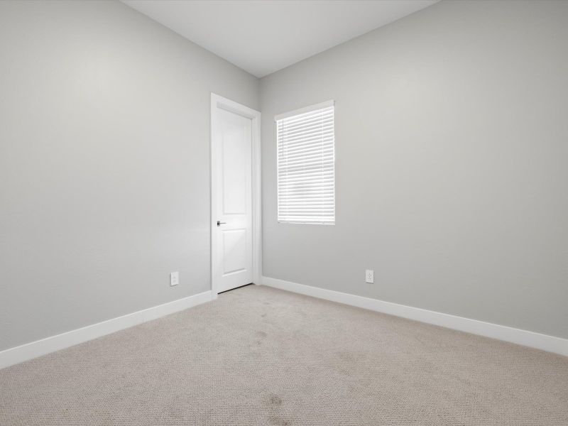 Spacious, unfurnished interior of a new home in Paloma Creek - Signature Series, Surprise (Image 15).