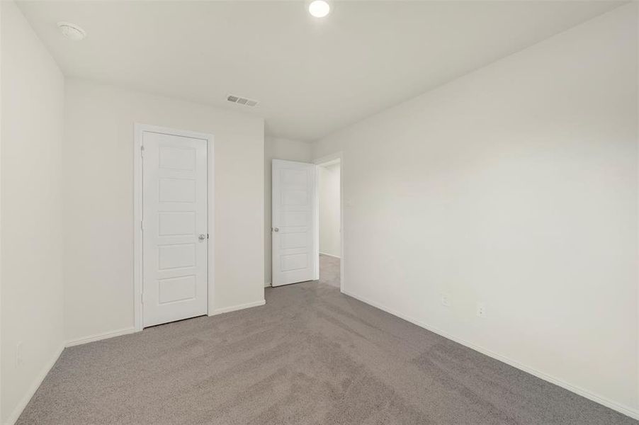 Spacious, unfurnished interior of a new home in The Preserve, Justin (Image 38).