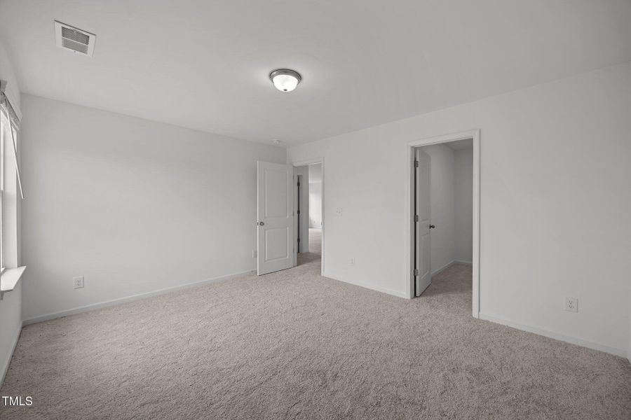 29-web-or-mls-2995 Faucette Burlington N