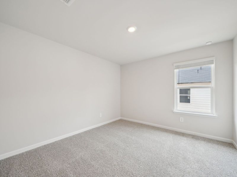 Spacious, unfurnished interior of a new home in Martin Springs - Reserve Series, Lawrenceville (Image 16).