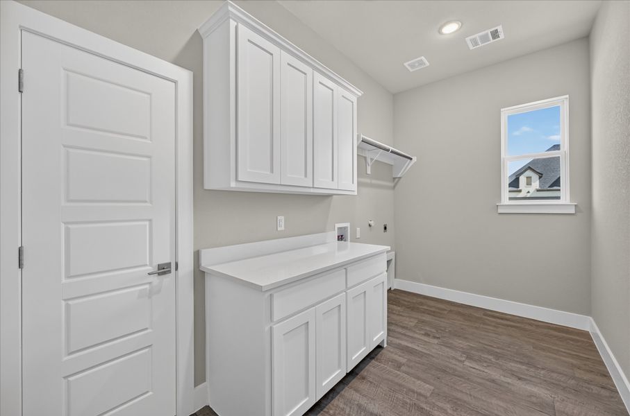 Furnished interior view inside a new home in LeTara, Haslet (Image 12).