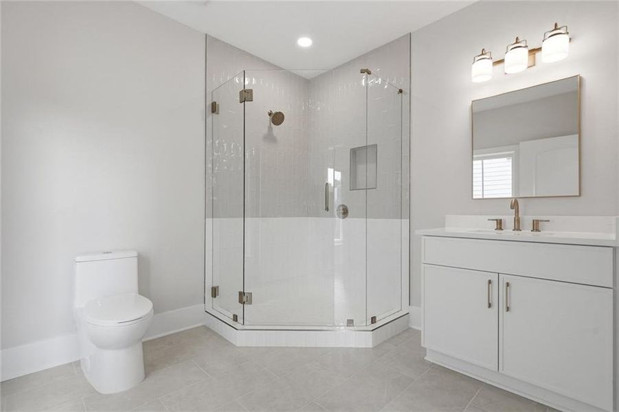 Furnished interior view inside a new home in , Alpharetta (Image 7).