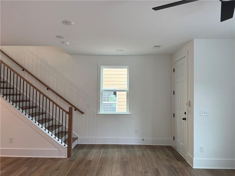 Spacious, unfurnished interior of a new home in Park Vue, Atlanta (Image 34).