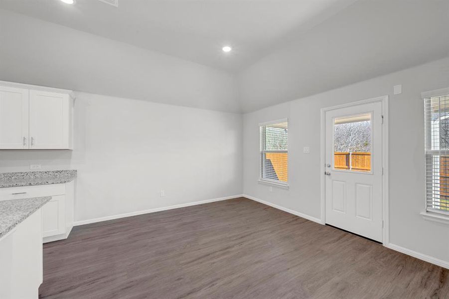 Spacious, unfurnished interior of a new home in ValleyBrooke, Mesquite (Image 28).